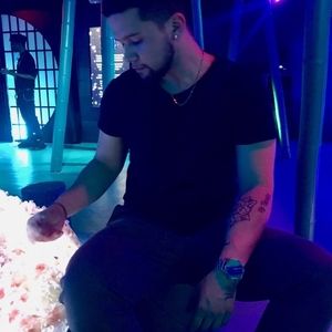 Meet your Posher, Eric